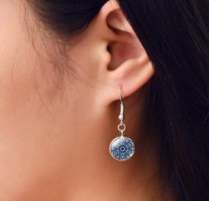 Verzilverde oorbellen set Mandala Blue